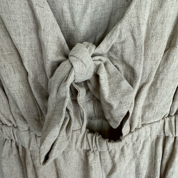 MPC Revolve Tie Front Linen Jumpsuit. Size Medium. - Picture 5 of 6